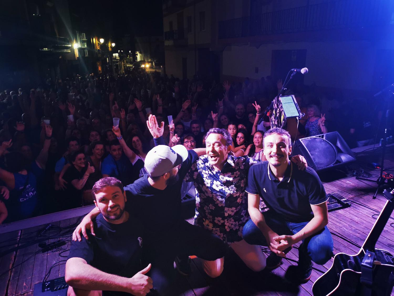 Floripes Band Música: Versiones y covers en Cáceres