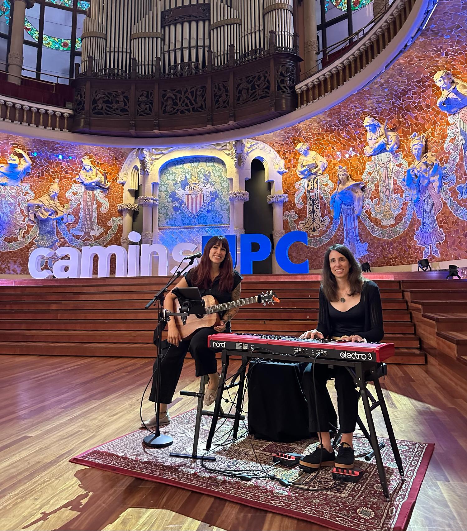 Leyla Covers Música: Versiones y covers en Barcelona