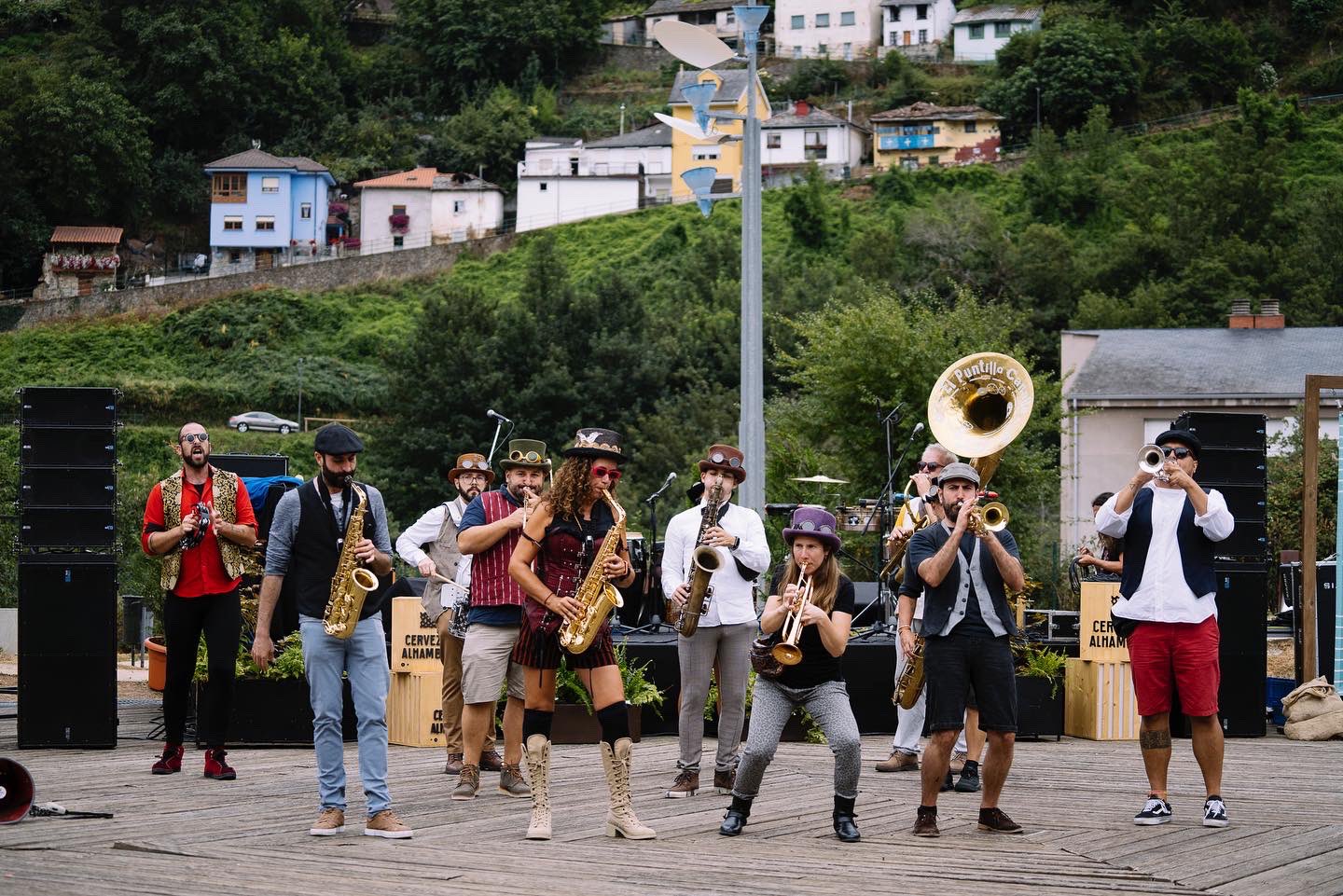 El Puntillo Canalla Brass Band Música Callejera