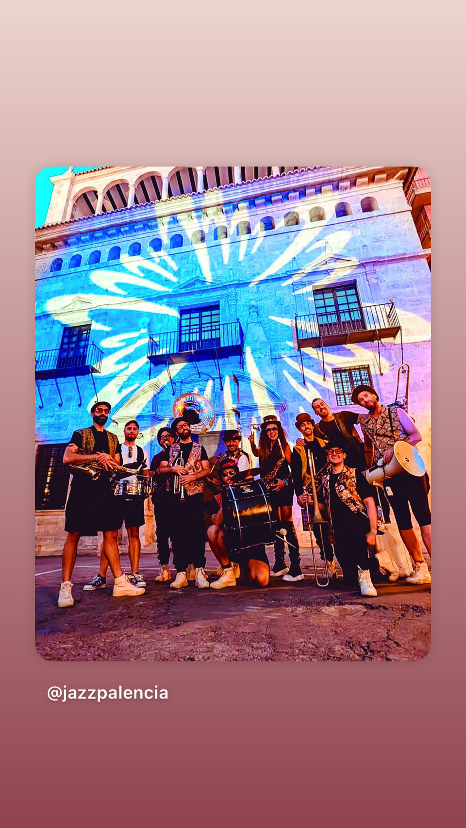 El Puntillo Canalla Brass Band Música -street show.