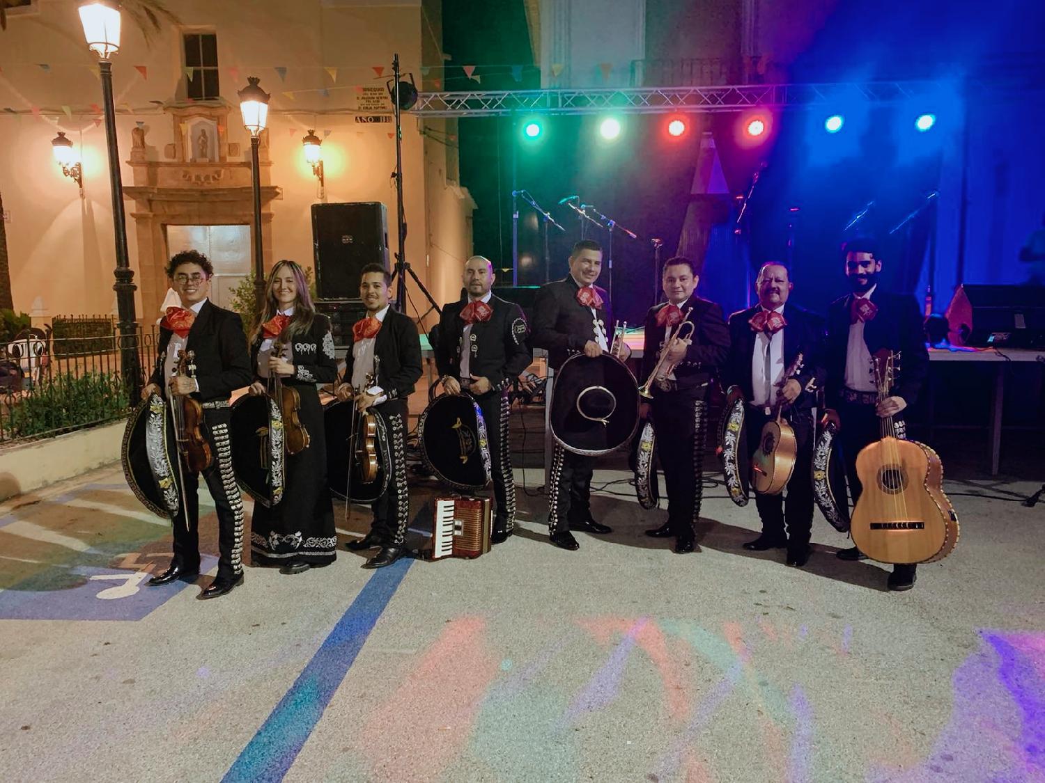 Mariachi en Valencia Reyes Del Mediterráneo Música: Folklore internacional en València