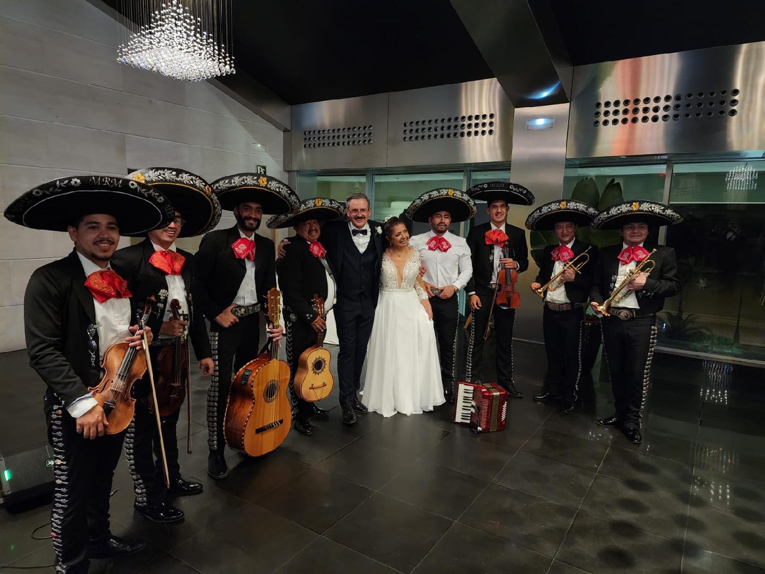 Mariachi en Valencia Reyes Del Mediterráneo Música: Folklore internacional en València