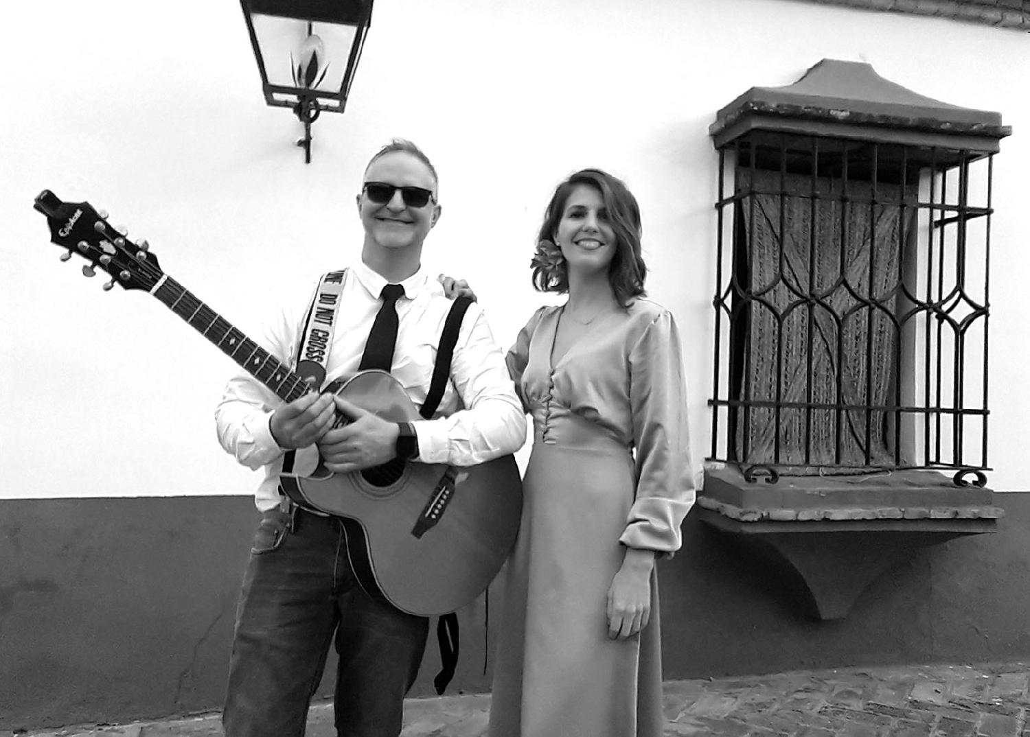 ORKESTADOS dúo acústico Música: Versiones y covers en Sevilla